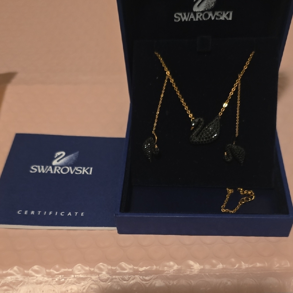 Swarovski Gold Necklace and Earings with Black Accents